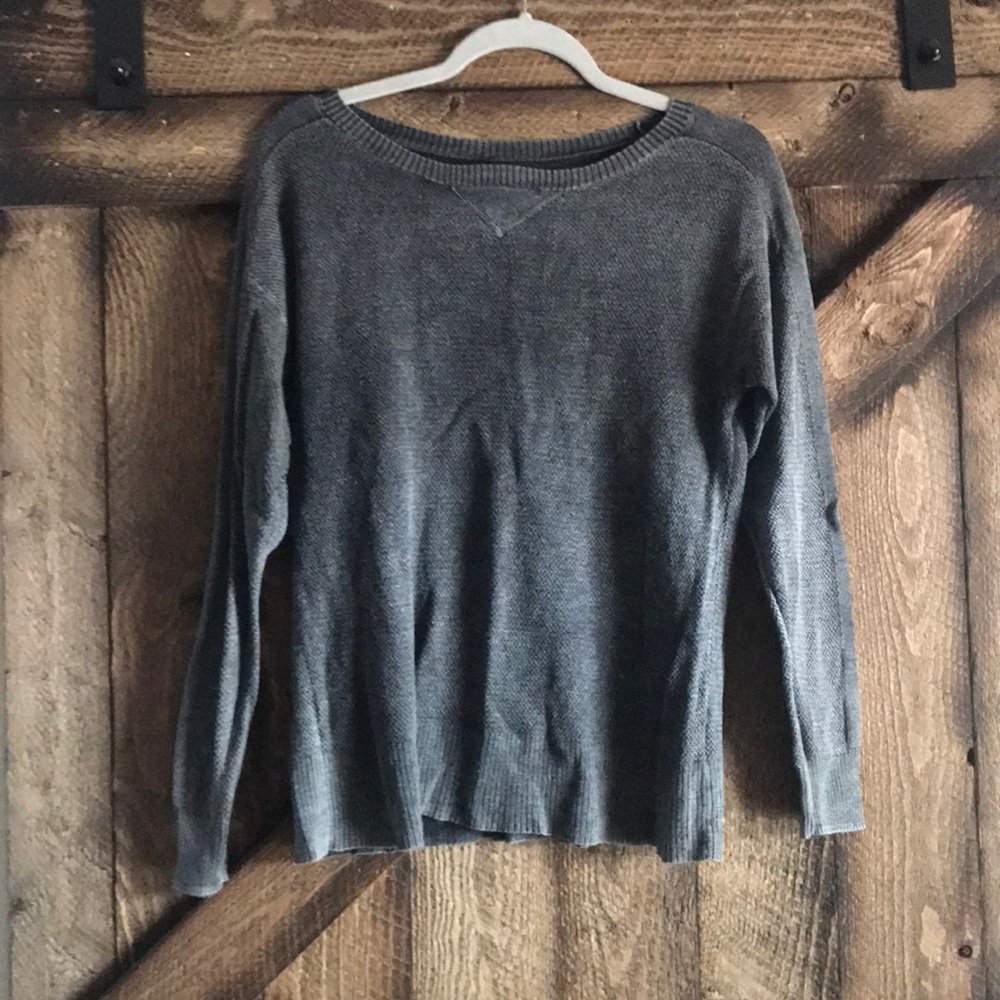 Gray American Eagle sweater